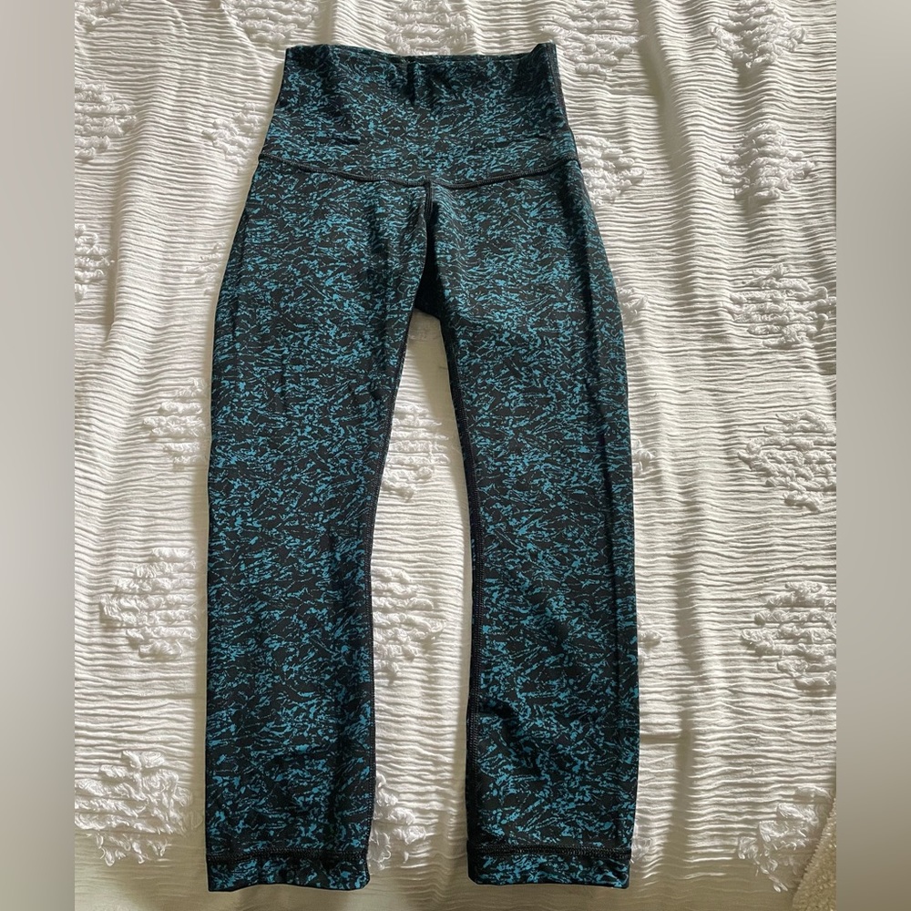 Lululemon leggings, Size 4, High rise, length 24”